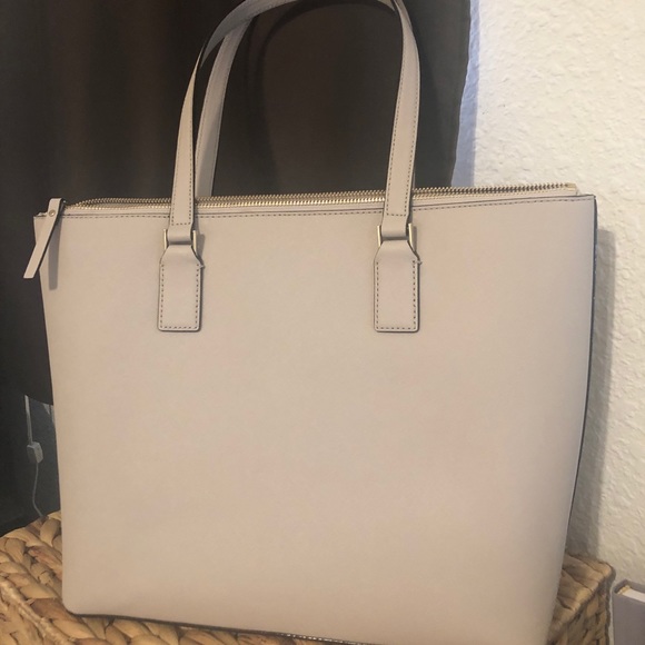 Do not use and want it in black - Picture 2 of 4